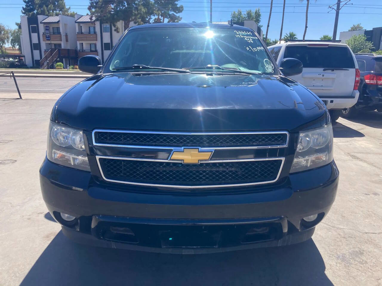 Used 2014 Chevrolet Suburban LT image 15