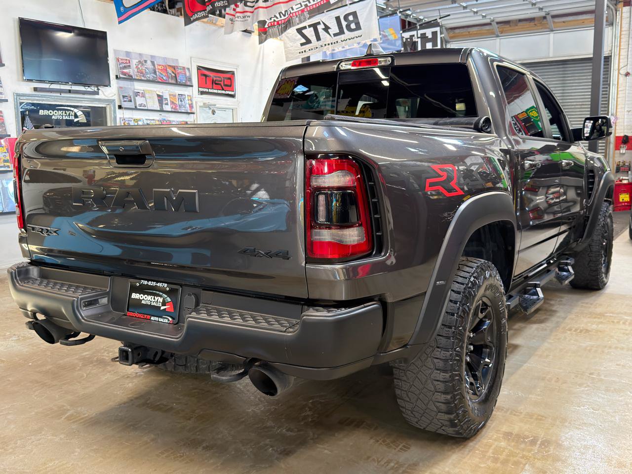 Used 2022 RAM 1500 TRX w/ TRX Level 1 Equipment Group AWD/4WD image 6