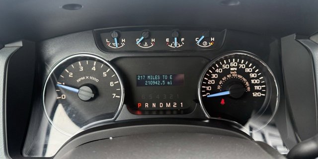 Used 2011 Ford F150 XLT w/ Trailer Tow Pkg image 11