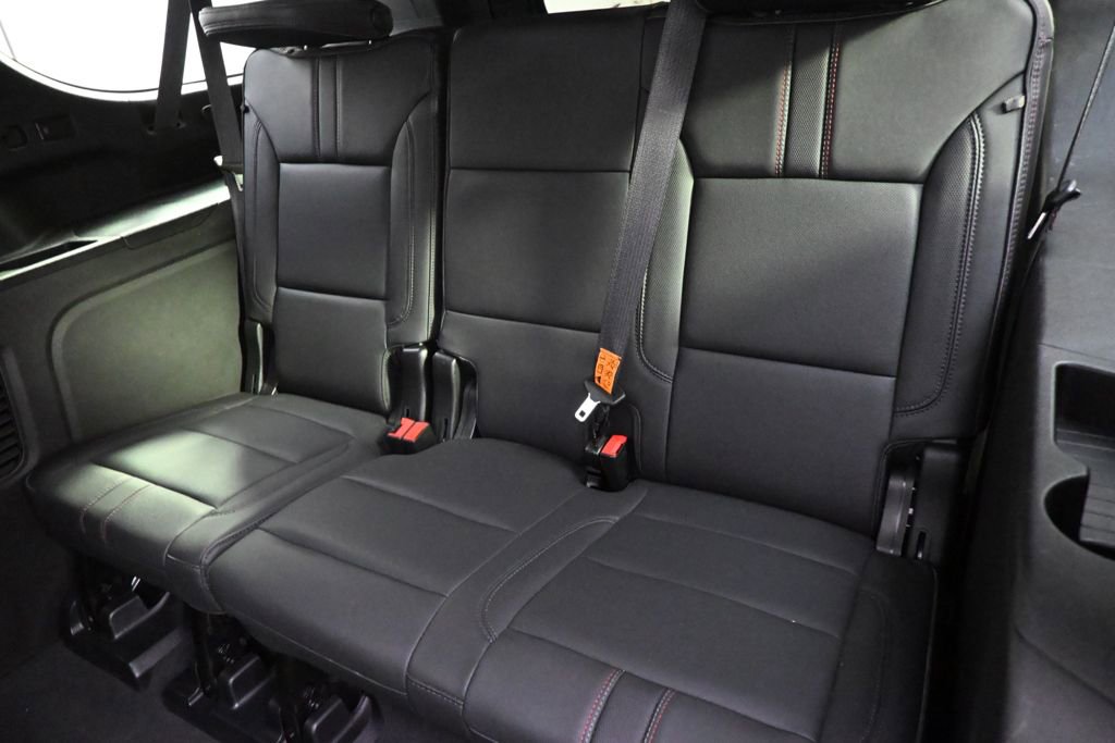 Used 2023 Chevrolet Suburban RST w/ Luxury Package AWD/4WD image 22