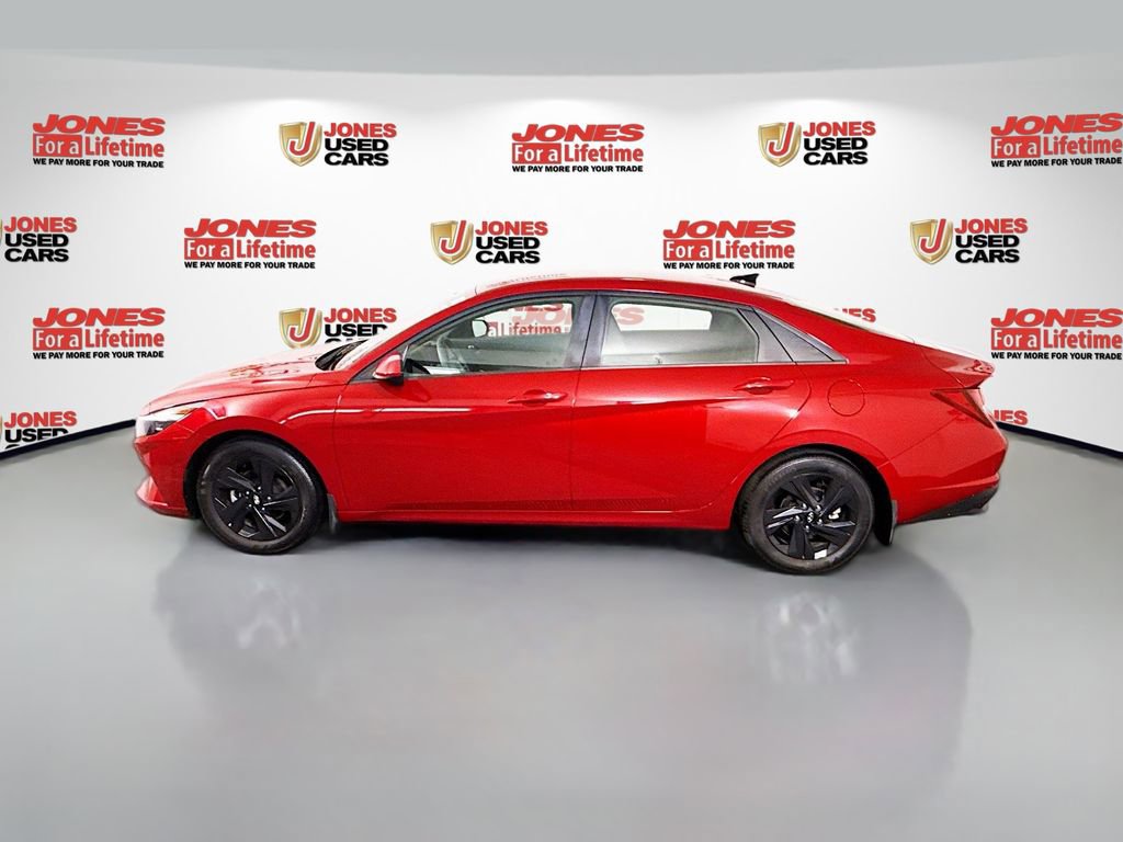 Certified 2022 Hyundai Elantra SEL w/ Cargo Package image 13