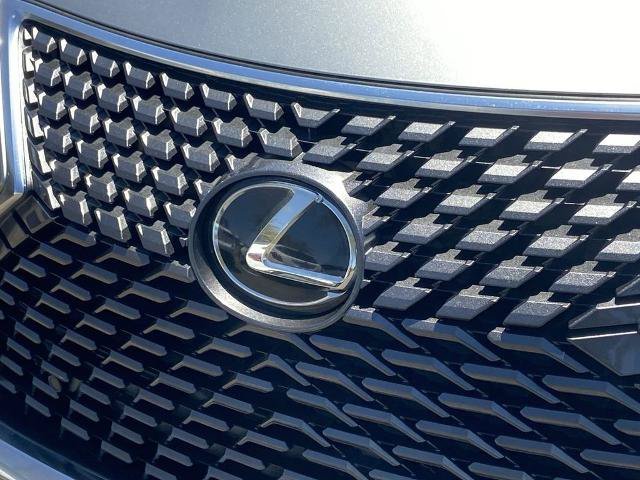 Used 2021 Lexus RX 350L Premium w/ Premium Package AWD/4WD image 27
