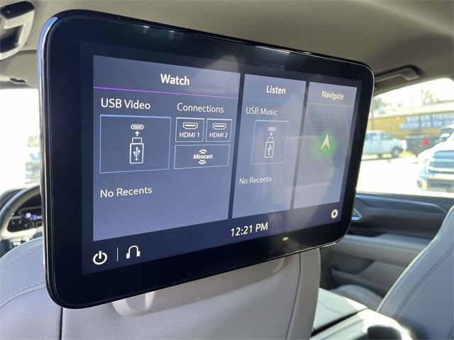 Used 2021 GMC Yukon SLT w/ Rear Media and Nav Package image 15