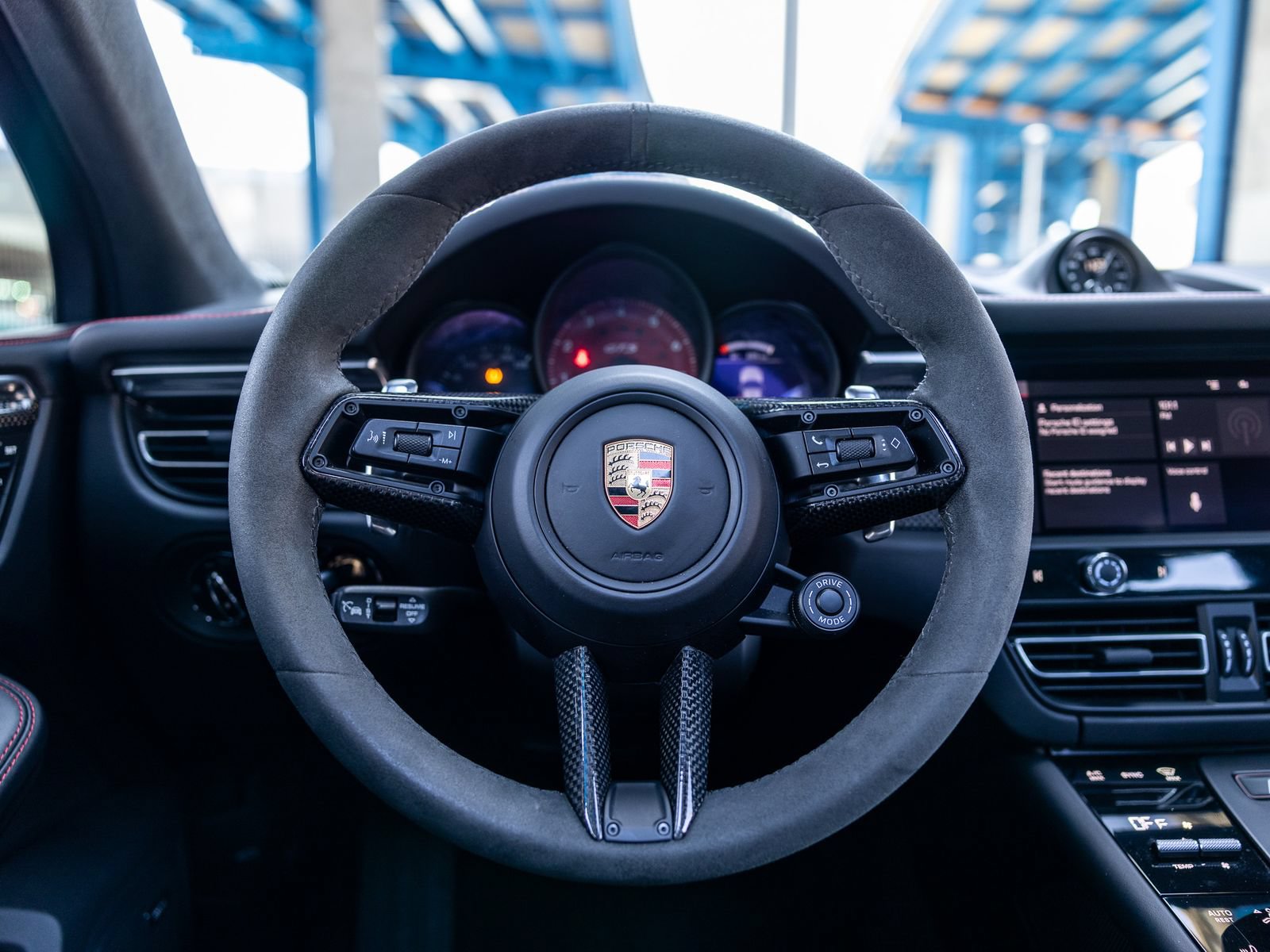 Certified 2024 Porsche Macan GTS AWD/4WD image 6