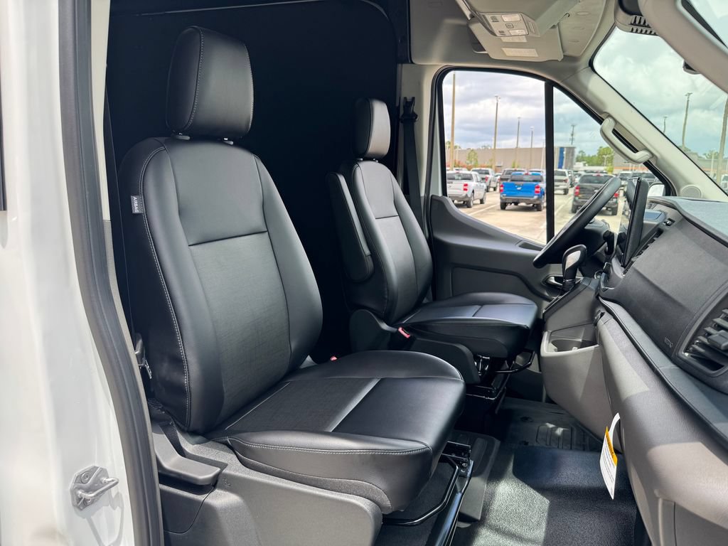 New 2026 Ford Transit 250 148 High Roof AWD w/ Load Area Protection Package image 29