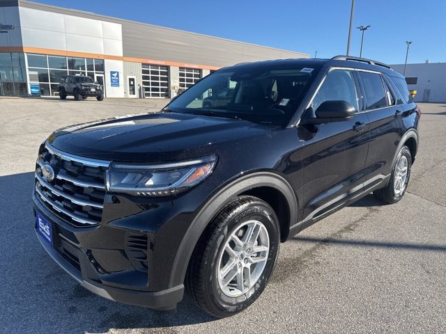 New 2026 Ford Explorer Active image 7