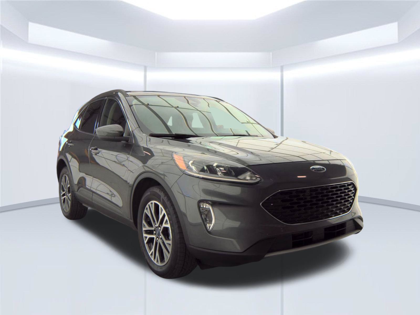 Used 2020 Ford Escape SEL AWD/4WD image 2