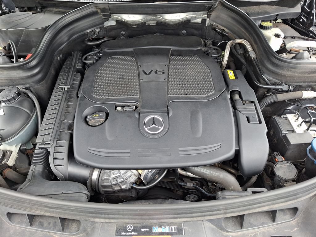 Used 2014 Mercedes-Benz GLK 350 4MATIC image 28