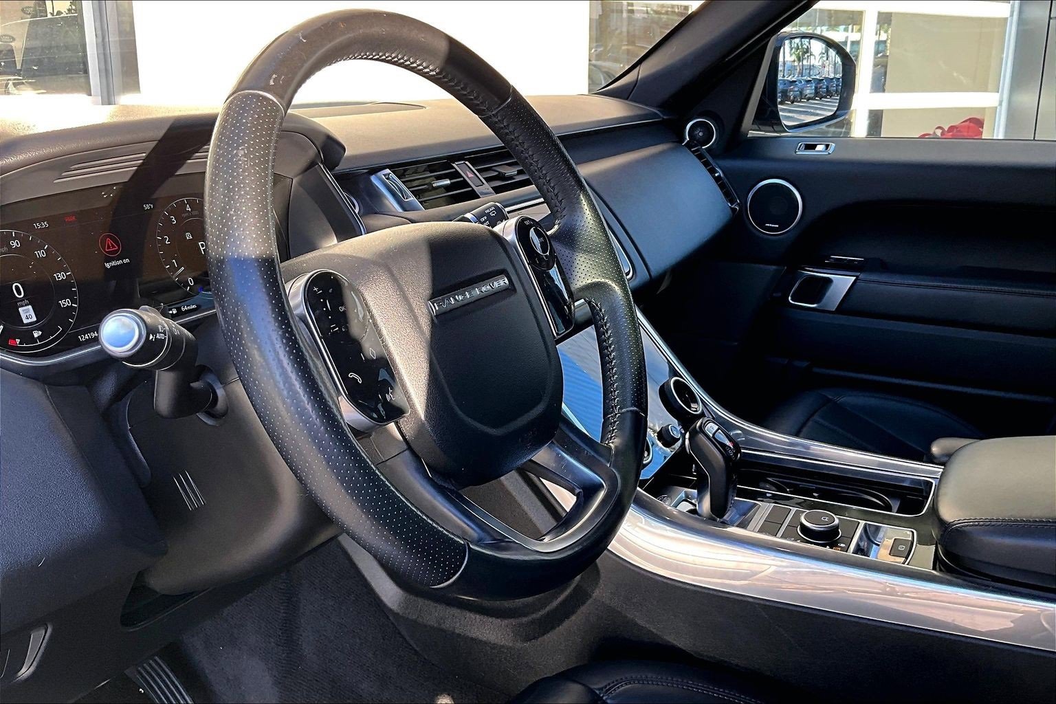 Used 2020 Land Rover Range Rover Sport HSE image 14