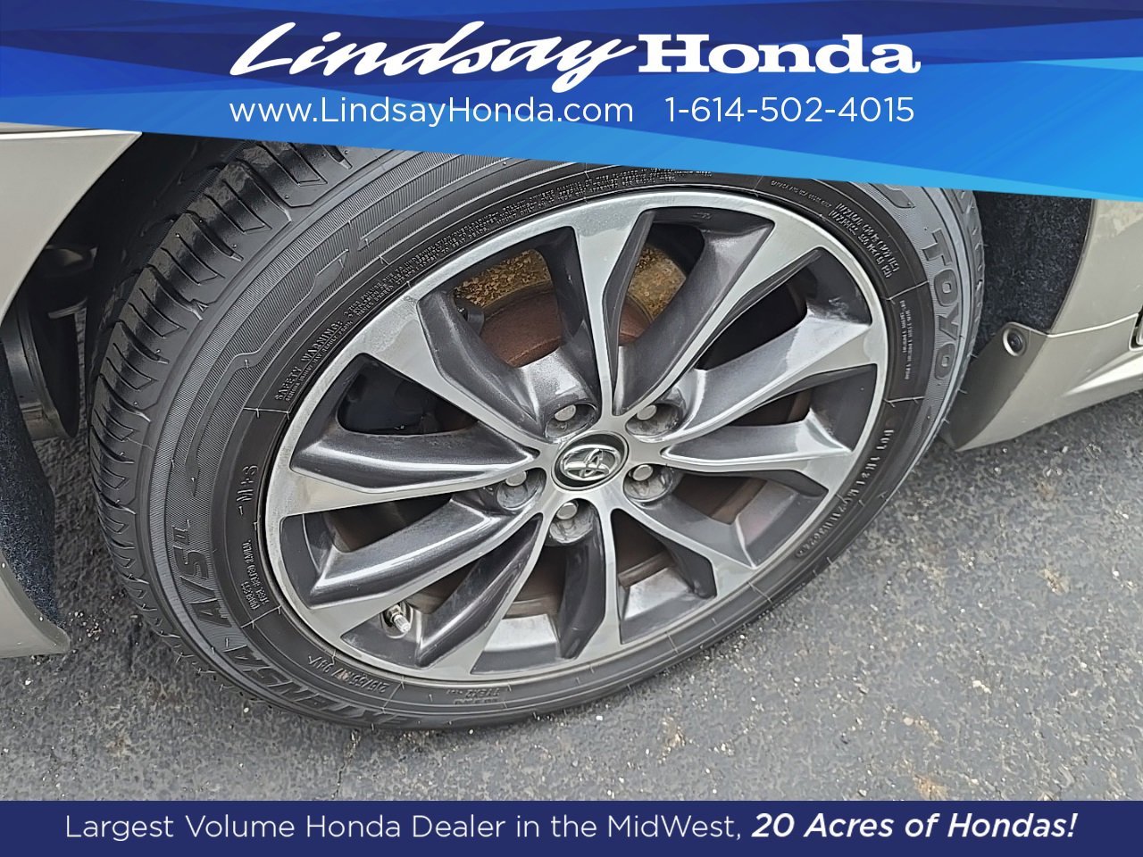 Used 2017 Toyota Avalon XLE image 8