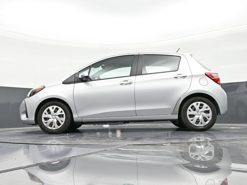 Used 2018 Toyota Yaris L FWD image 21