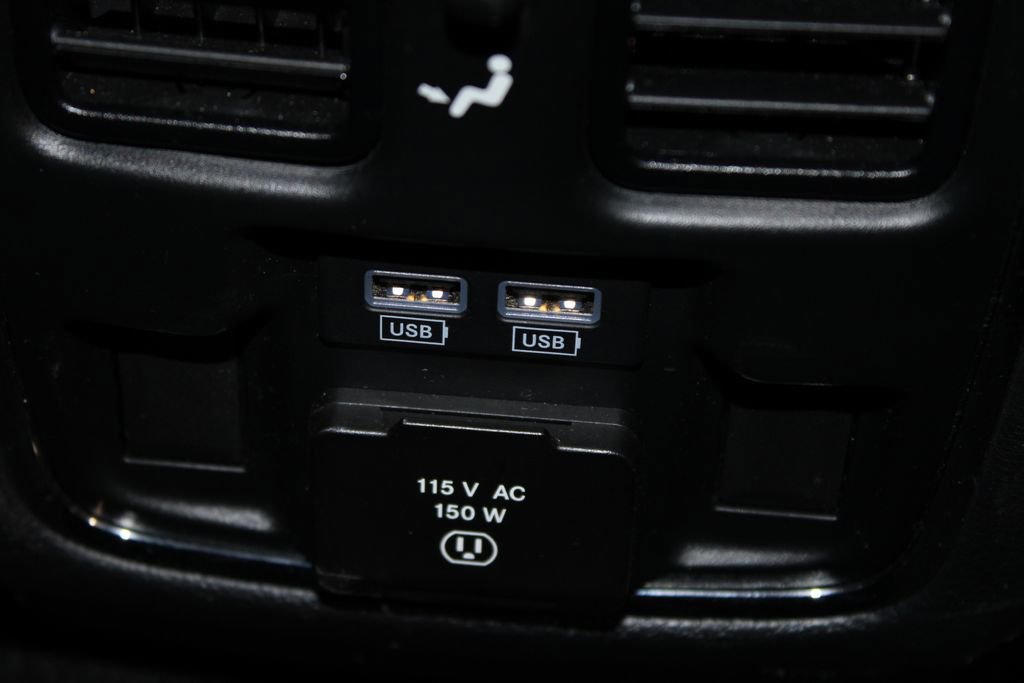 Used 2021 Jeep Grand Cherokee Limited image 31