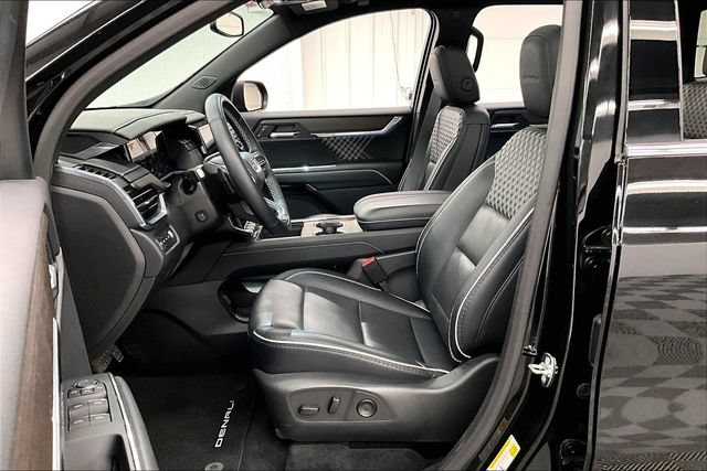 Used 2024 GMC Acadia Denali AWD/4WD image 24