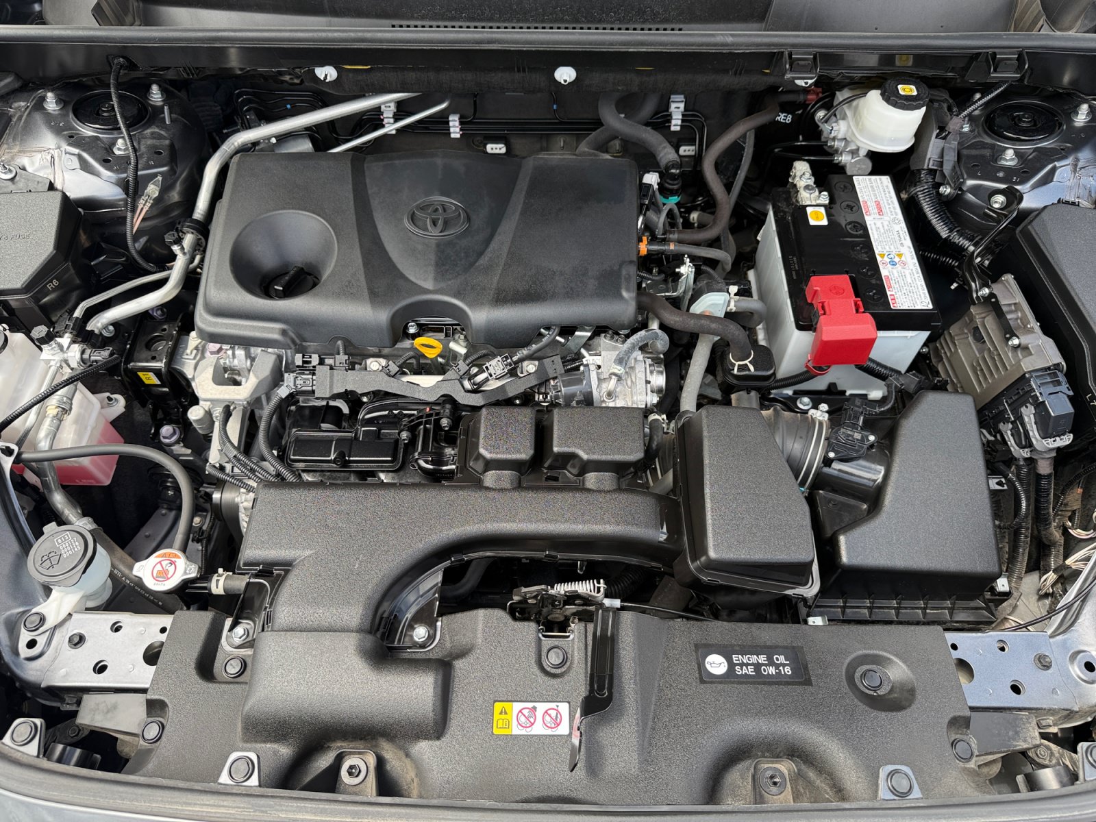 Used 2023 Toyota RAV4 Limited AWD/4WD image 32
