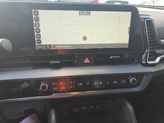 Used 2023 Kia Sportage EX image 8