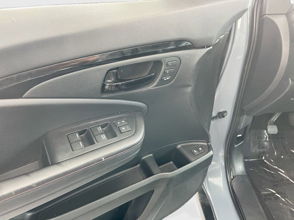 Used 2024 Honda Passport Black Edition image 18