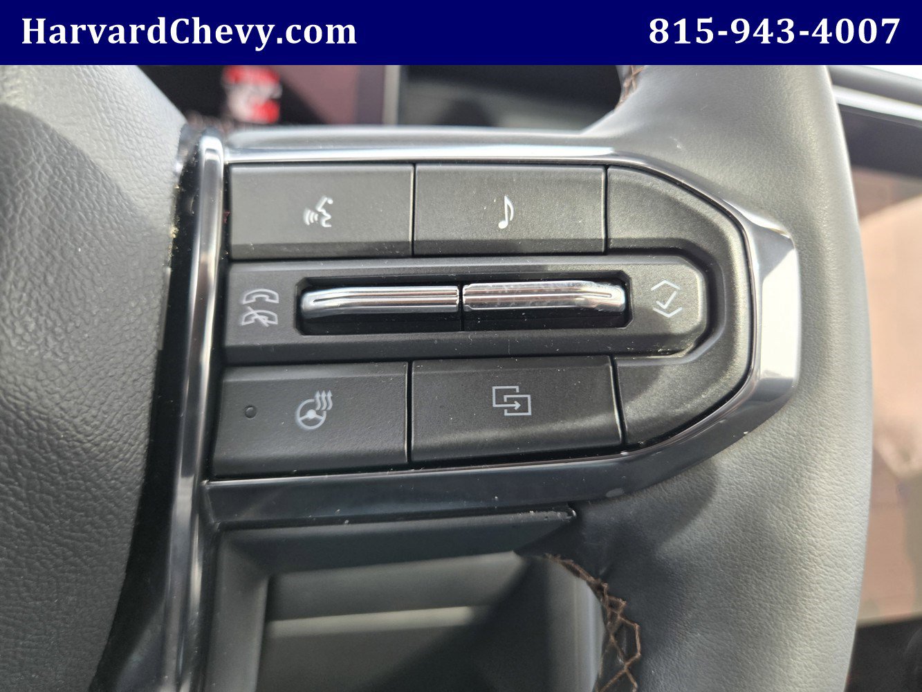 Used 2025 GMC Acadia AT4 w/ Luxury Package AWD/4WD image 23