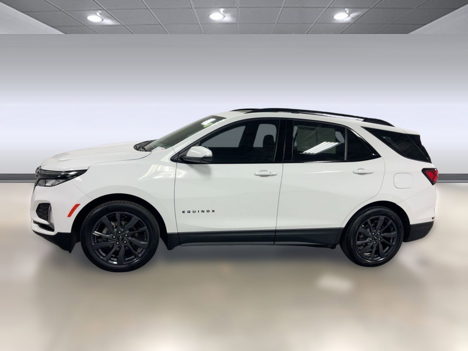 Certified 2024 Chevrolet Equinox RS w/ RS Leather Package image 2