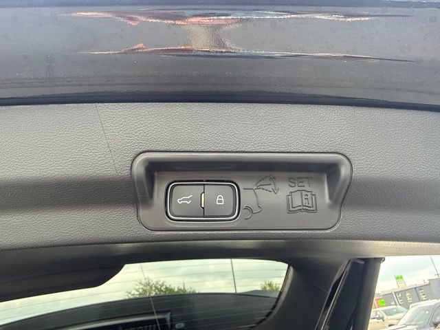 Used 2025 Ford Explorer ST-Line AWD/4WD image 29