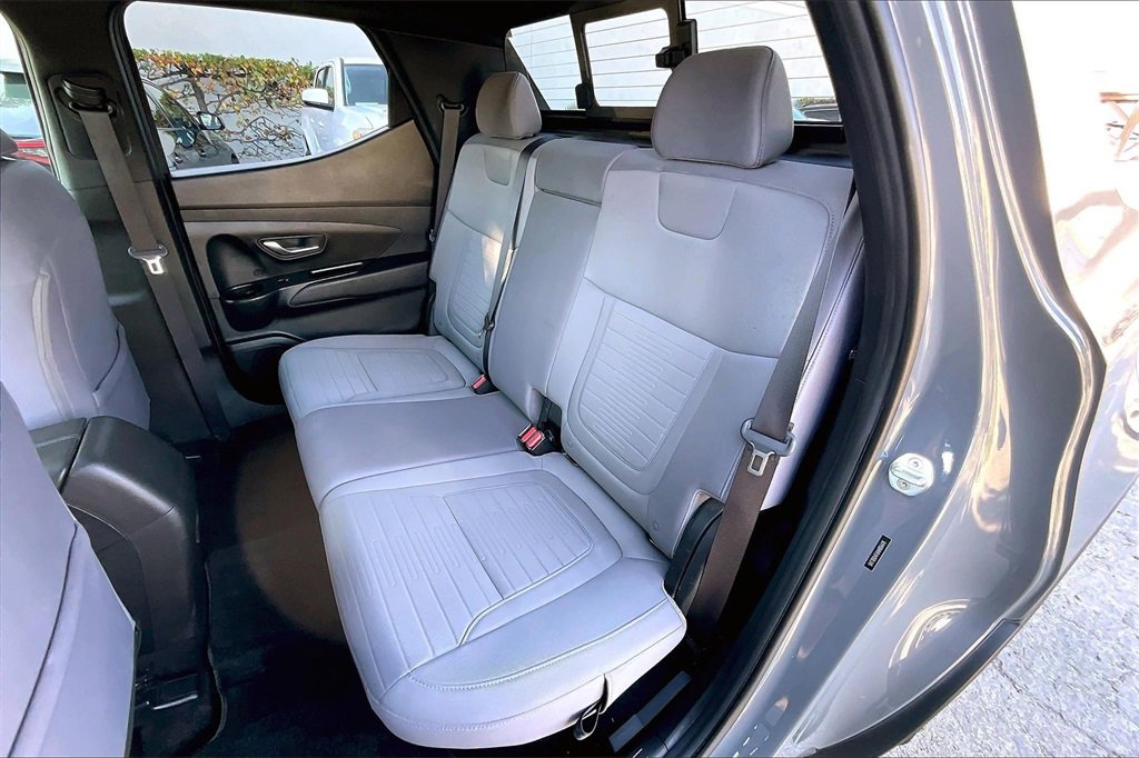 Used 2022 Hyundai Santa Cruz SEL Premium w/ Cargo Package image 23