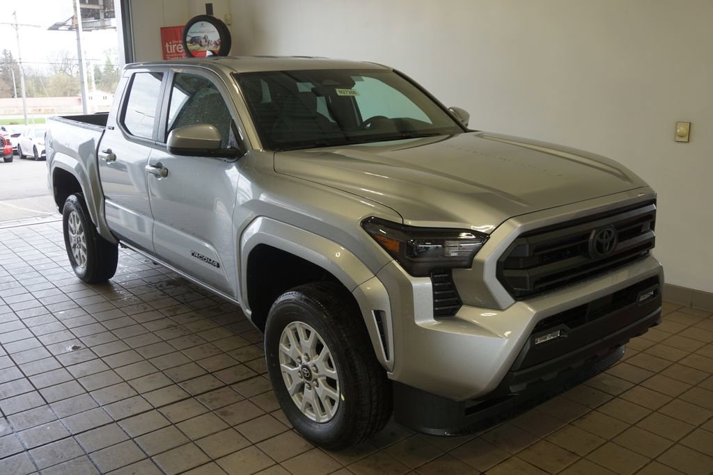 New 2026 Toyota Tacoma SR5 image 2