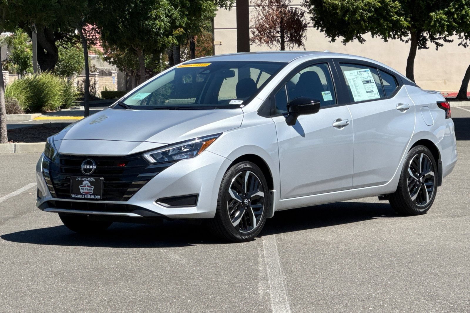 Used 2025 Nissan Versa SR w/ Trunk Package FWD image 8
