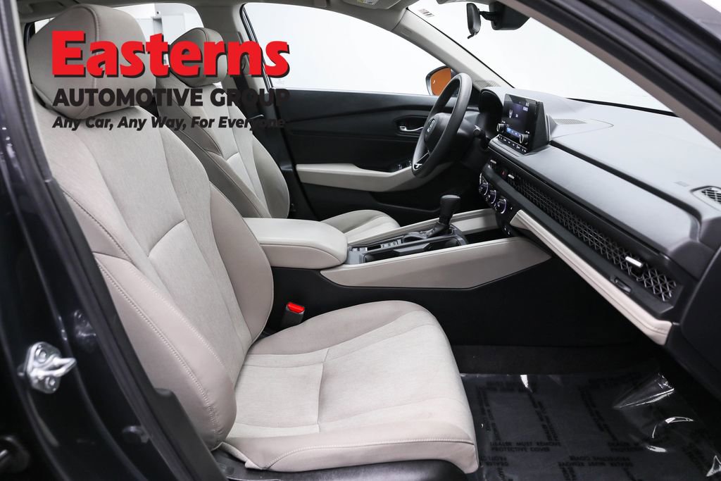 Used 2025 Honda Accord SE image 24