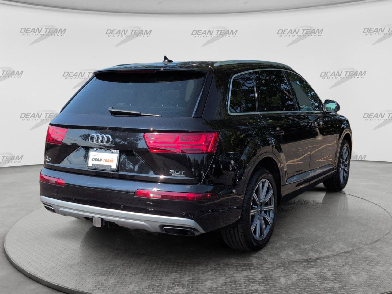 Used 2018 Audi Q7 3.0T Premium Plus w/ Premium Plus Package AWD/4WD image 7