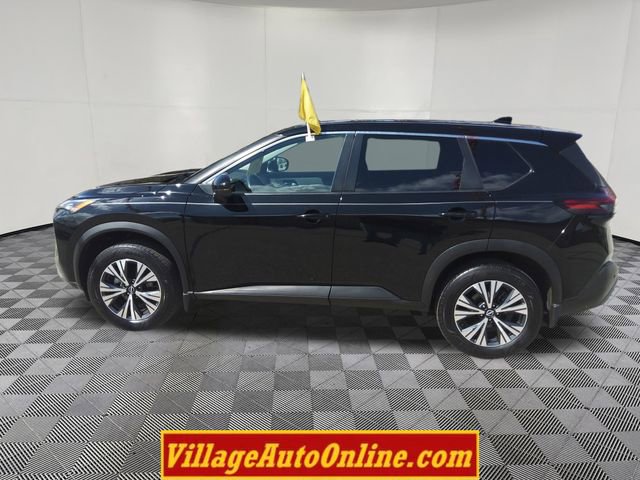 Used 2022 Nissan Rogue SV image 32