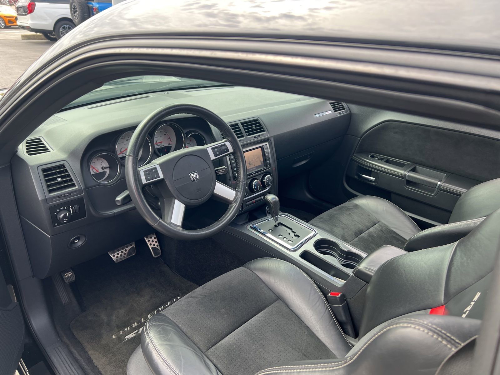 Used 2009 Dodge Challenger SRT8 w/ SRT Option Group II RWD image 35