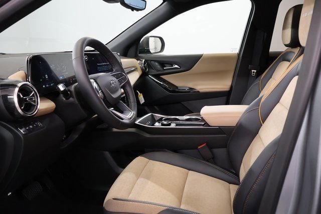 New 2026 Chevrolet Equinox ACTIV w/ Convenience Package III image 11