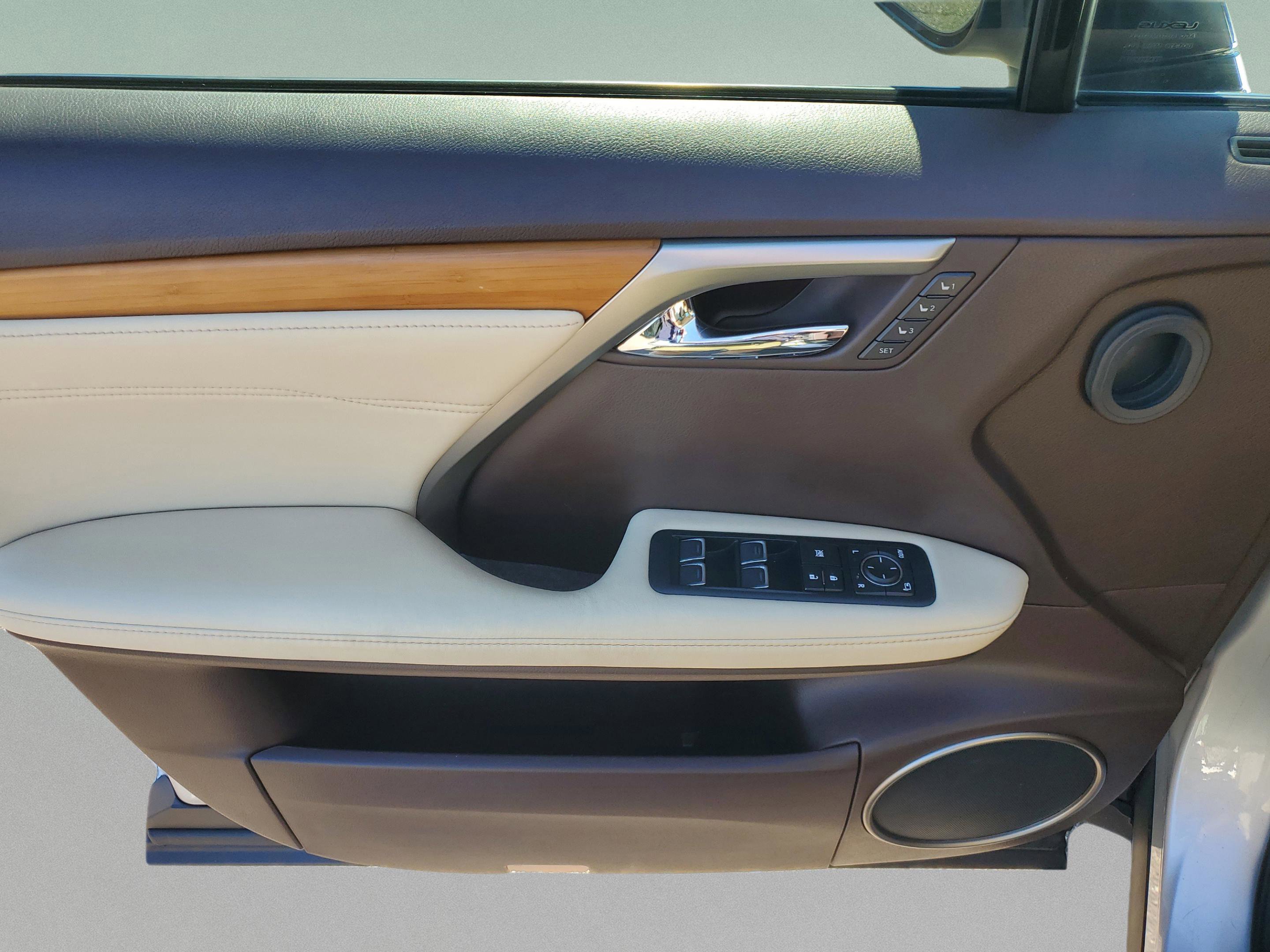 Used 2017 Lexus RX 350 FWD image 12