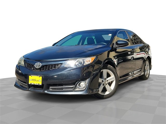 Used 2014 Toyota Camry SE