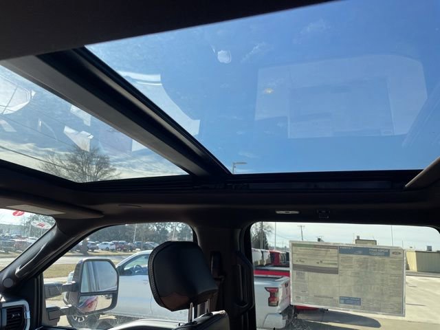 New 2026 Ford F350 King Ranch w/ FX4 Off-Road Package image 9