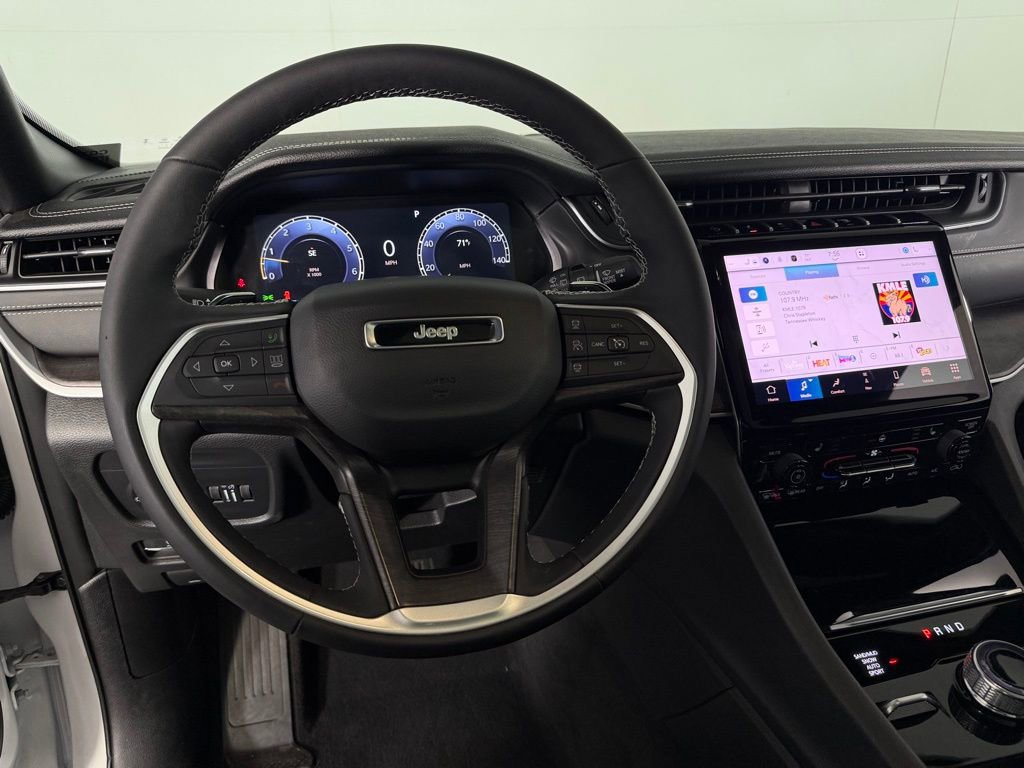 Certified 2025 Jeep Grand Cherokee Limited image 13