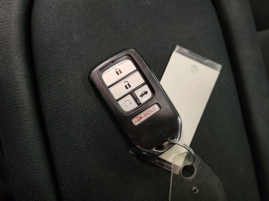 Used 2016 Honda Civic EX-T image 16