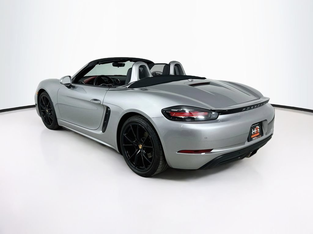 Used 2017 Porsche 718 Boxster RWD image 24