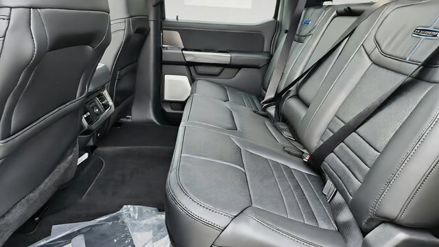 New 2026 Ford F450 Platinum w/ FX4 Off-Road Package AWD/4WD image 23
