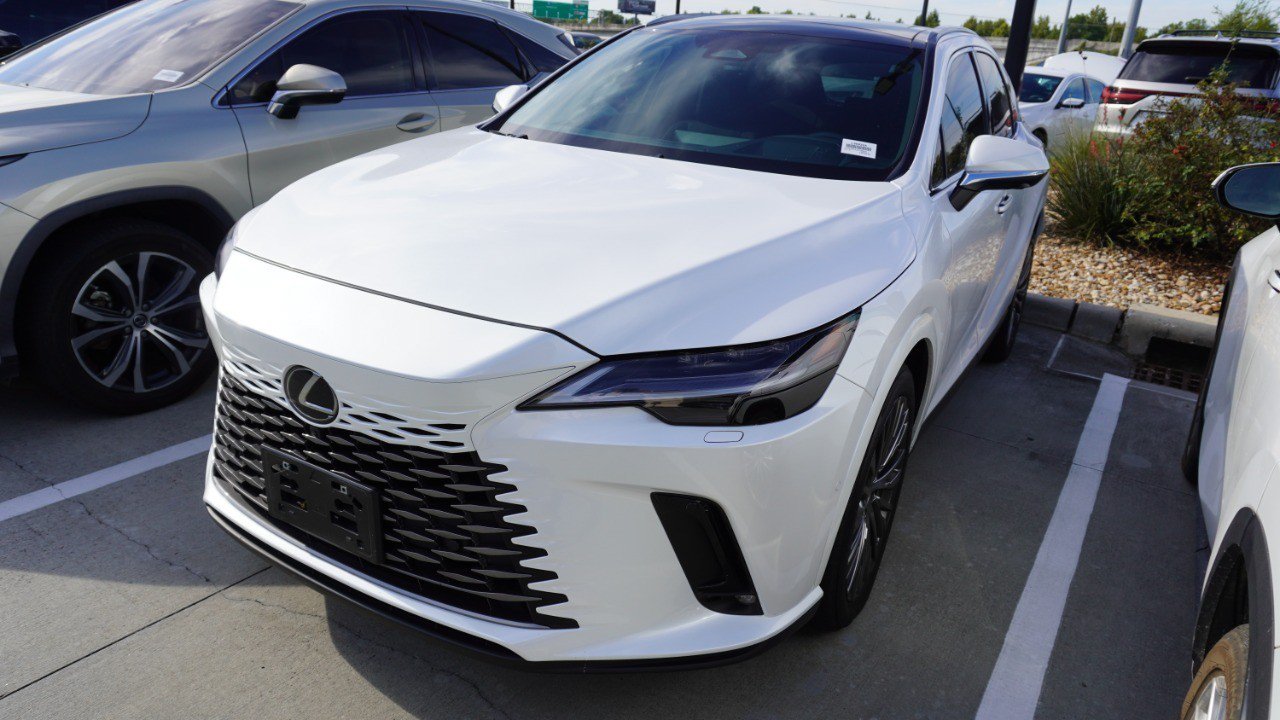 Certified 2025 Lexus RX 350 AWD w/ Convenience Package image 4