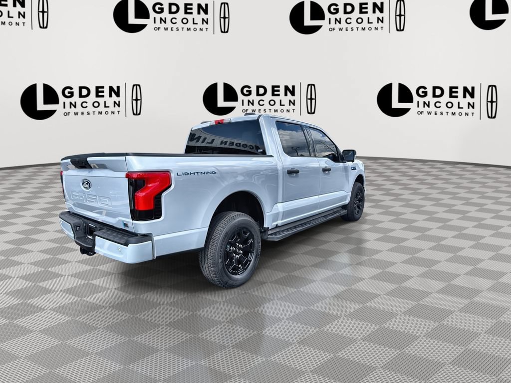 Used 2025 Ford F150 Lightning XLT AWD/4WD image 8