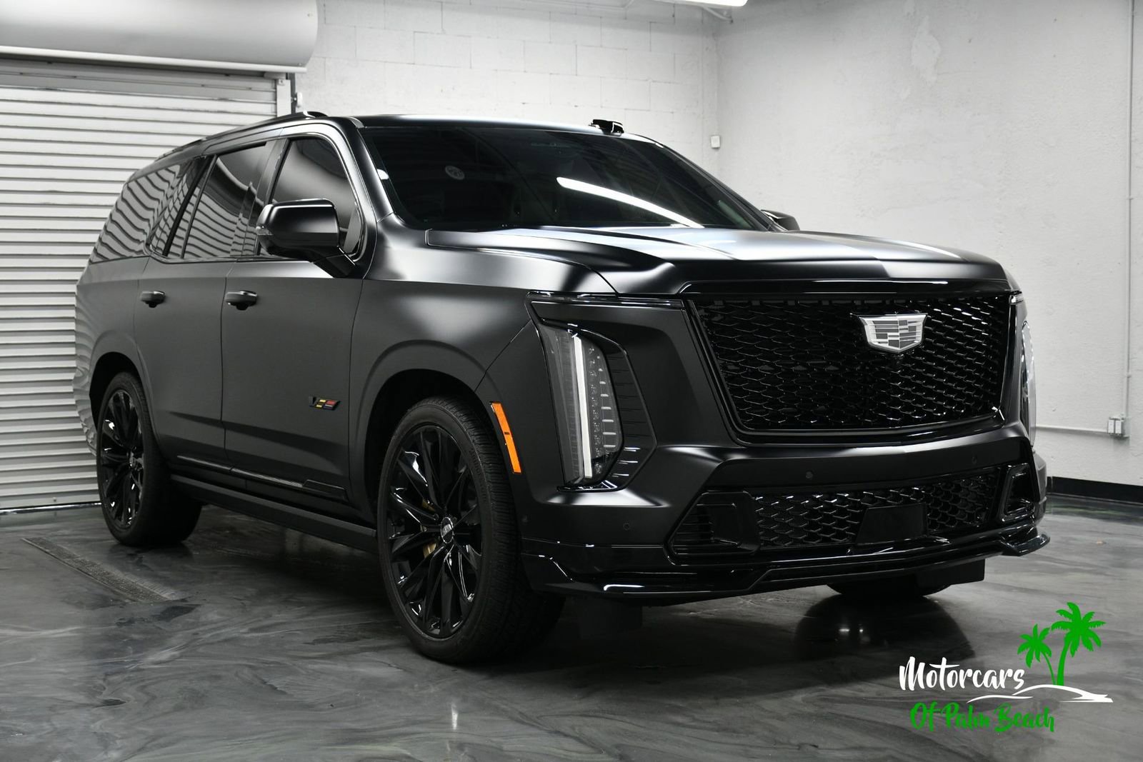 Used 2026 Cadillac Escalade V w/ LPO, ONYX Package image 8