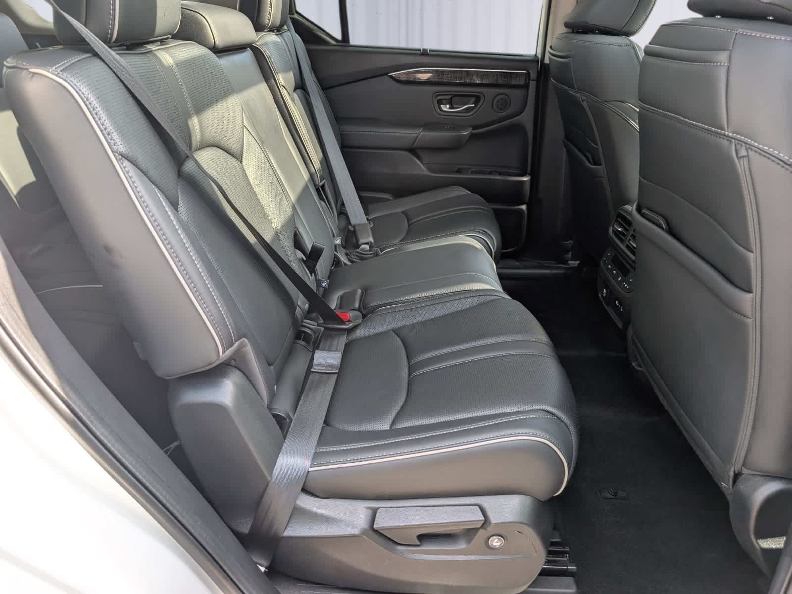 Certified 2023 Honda Pilot Elite image 12