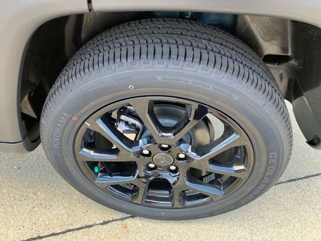 New 2026 Jeep Compass Latitude AWD/4WD image 28
