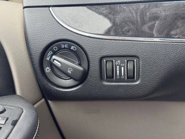 Used 2012 Chrysler Town & Country Touring w/ Entertainment Group #1 image 16