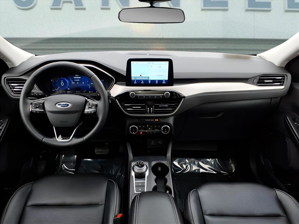 Used 2022 Ford Escape SEL w/ Technology Package image 12