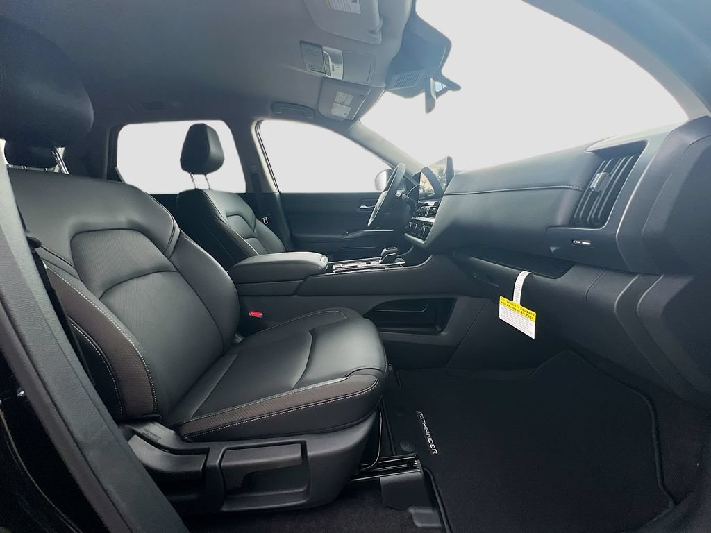 New 2026 Nissan Pathfinder SL FWD image 35