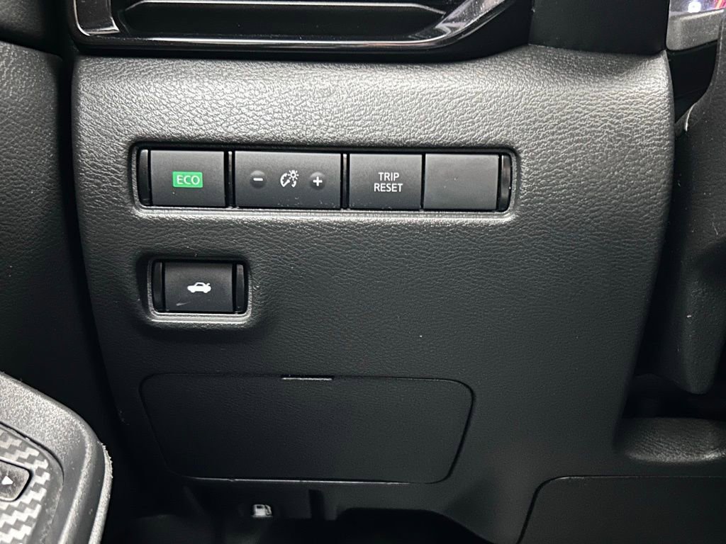 Used 2021 Nissan Sentra SV image 25