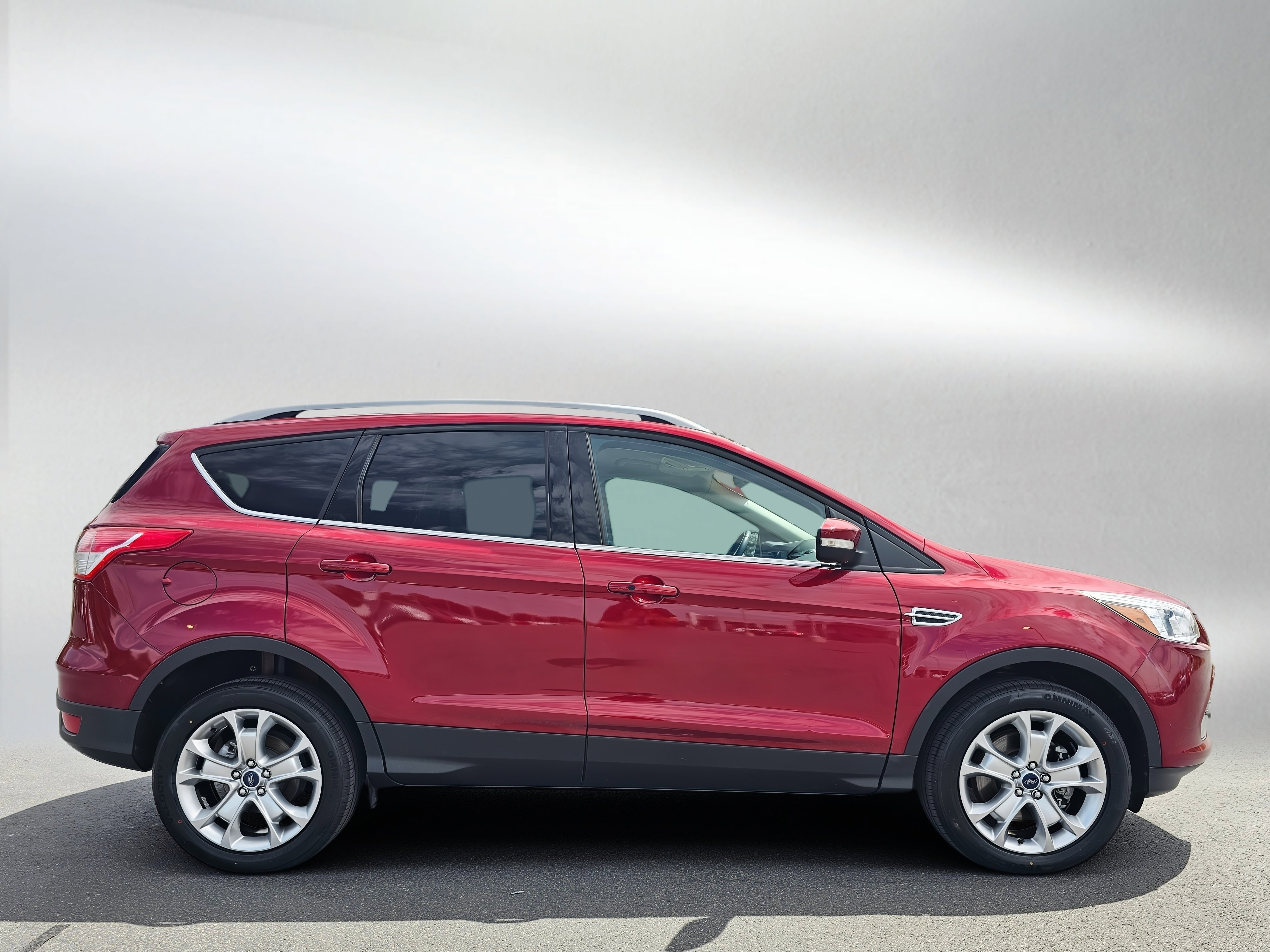 Used 2016 Ford Escape Titanium AWD/4WD image 6