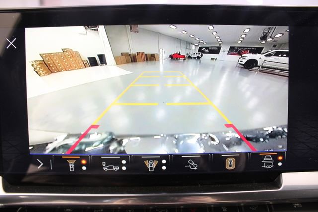 New 2026 GMC Sierra 1500 SLT image 4