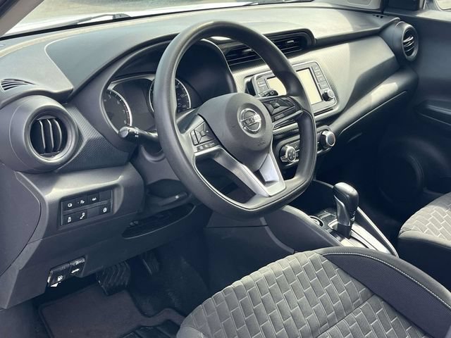 Used 2021 Nissan Kicks S FWD image 12